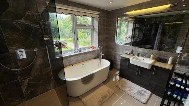 Stunning Double Bedroom Greenwich London With Private Bathroom Ngoại thất bức ảnh